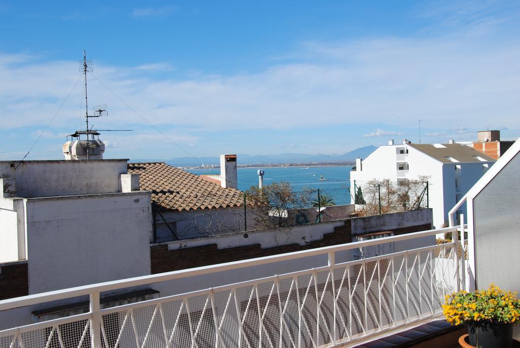 Apart Sylvie Roses Exterior foto